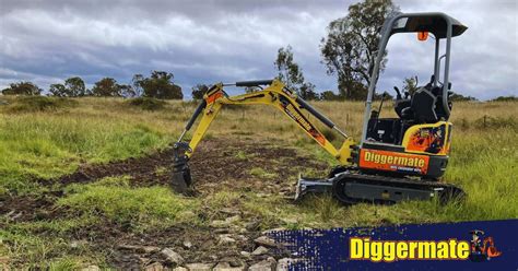 what is high hours for a mini excavator|how many hours on a mini digger.